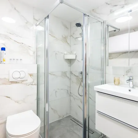 By The Sea Apartmán *