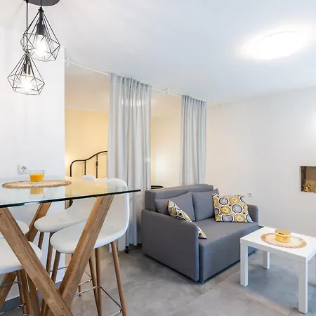 Apartmán By The Sea *