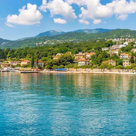 Apartmán By The Sea *